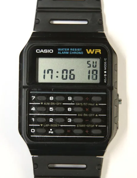Casio CA-53W-1 Hesap Makineli Dijital Kol Saati