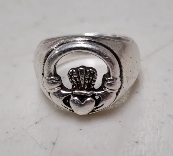 925 Ayar Gümüş Claddagh Yüzük